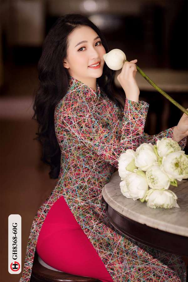 1620197056 45 vai ao dai hoa dep mau moi (10)